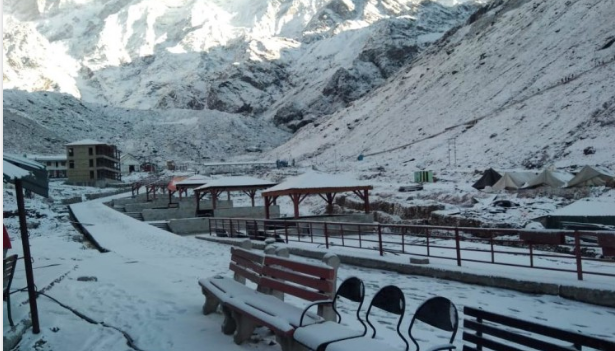 Snowfall In Uttarakhand